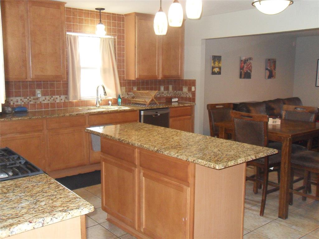 2607 Trinity Terrace Corinth, TX 76210 - Photo 10 of 21