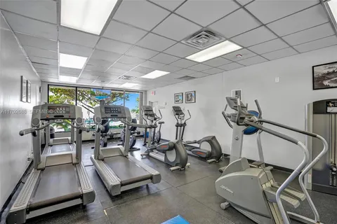 $795,000 | 1901 North Ocean Boulevard, Unit 8B, Fort Lauderdale, FL 33305