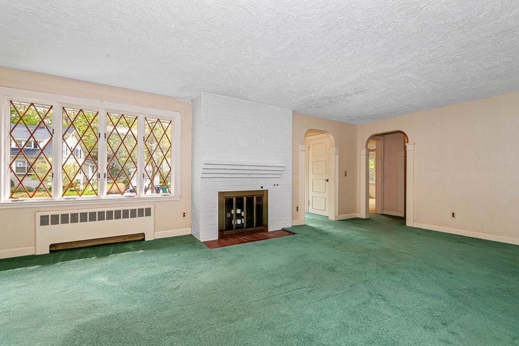 28 Maple Road Melrose, MA 02176 - Photo 7 of 26 Gallery Image 7