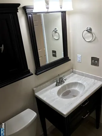 $3,300 | 105 State Street, Unit 1H, Hackensack, NJ 07601