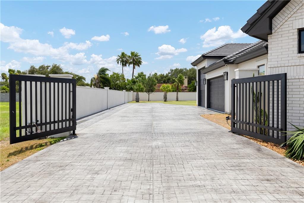 3019 West Rockefeller Lane Edinburg, TX 78539 - Photo 40 of 45