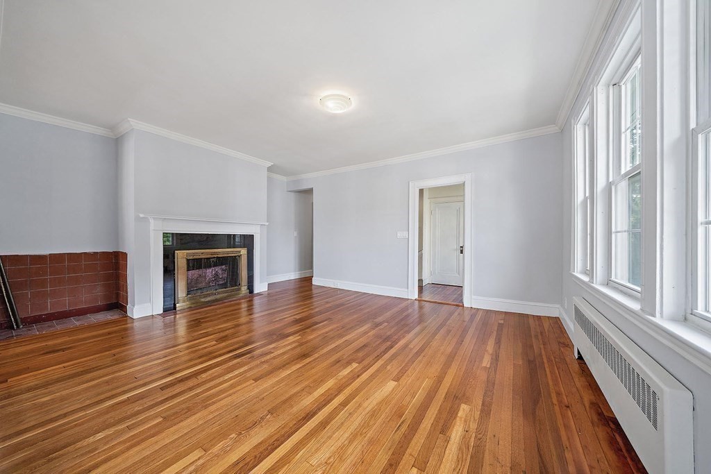 54 Crosby Road, Unit 2 Chestnut Hill, MA 02467 - Photo 4 of 22