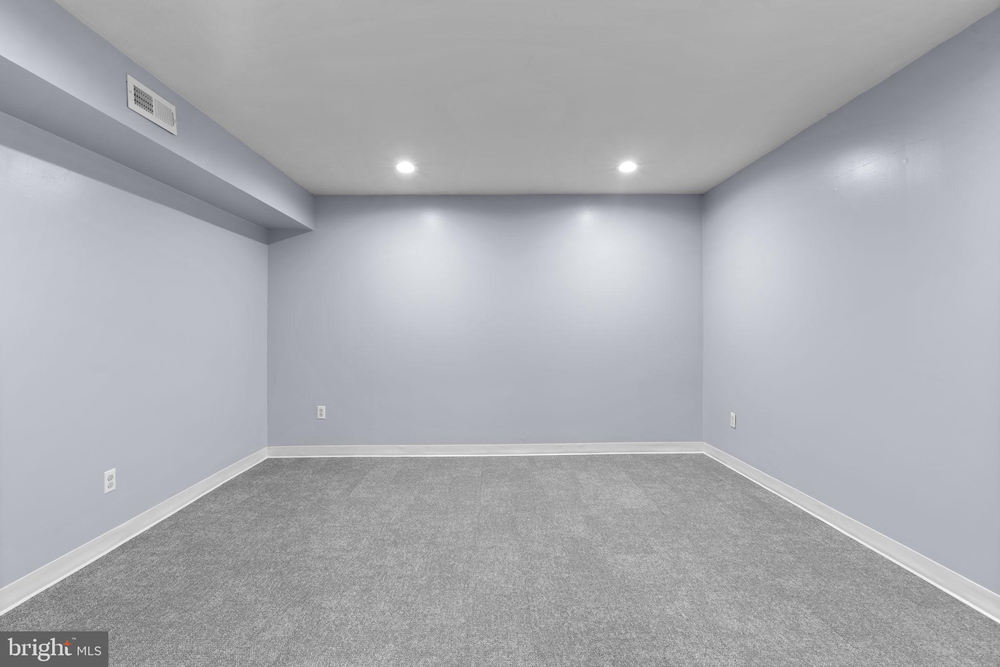 5803 Woodbine Road Woodbine, MD 21797 - Photo 17 of 41 Bedroom 2