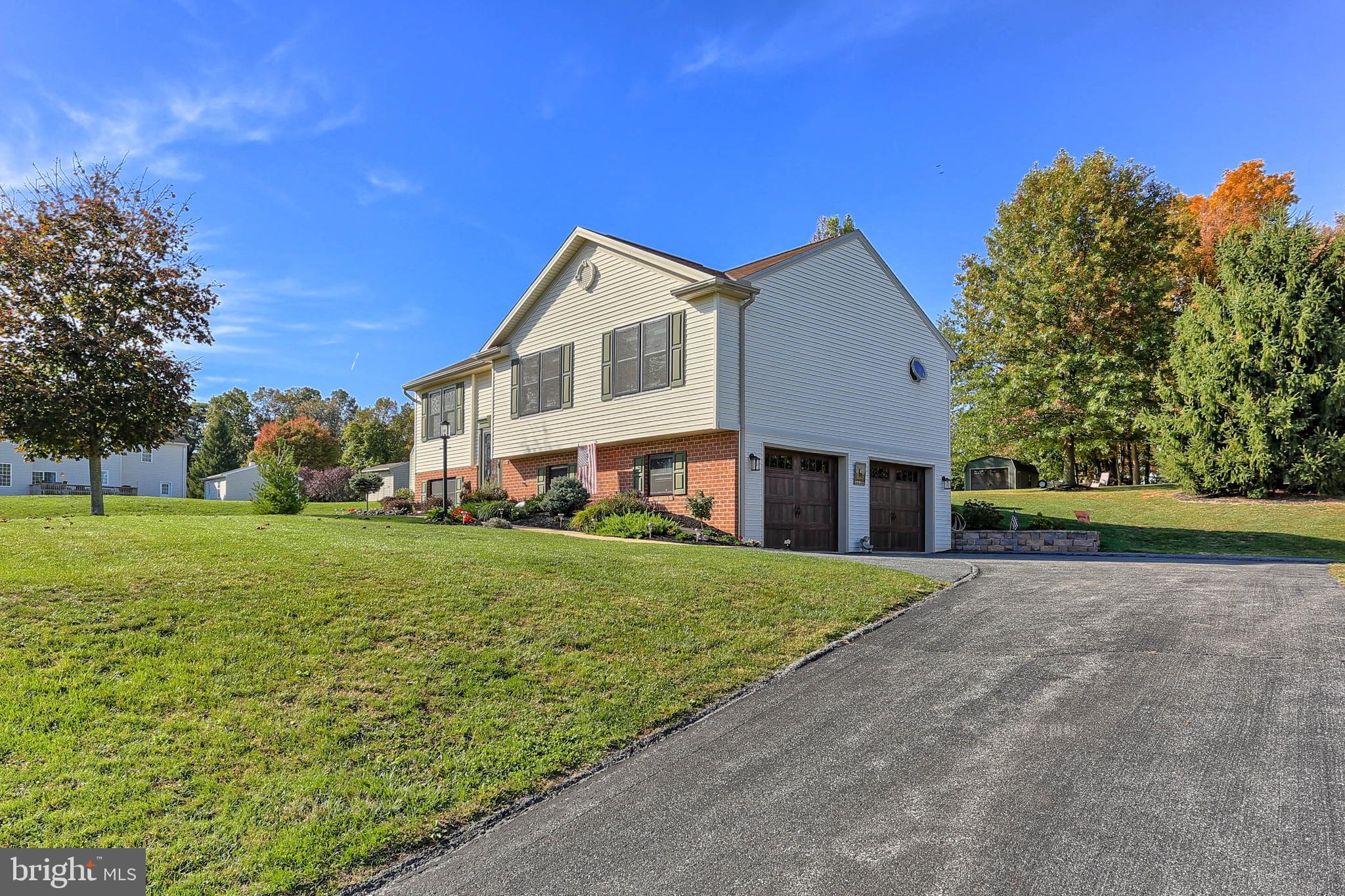 4427 Walters Hatchery Road Spring Grove, PA 17362 - Photo 2 of 41