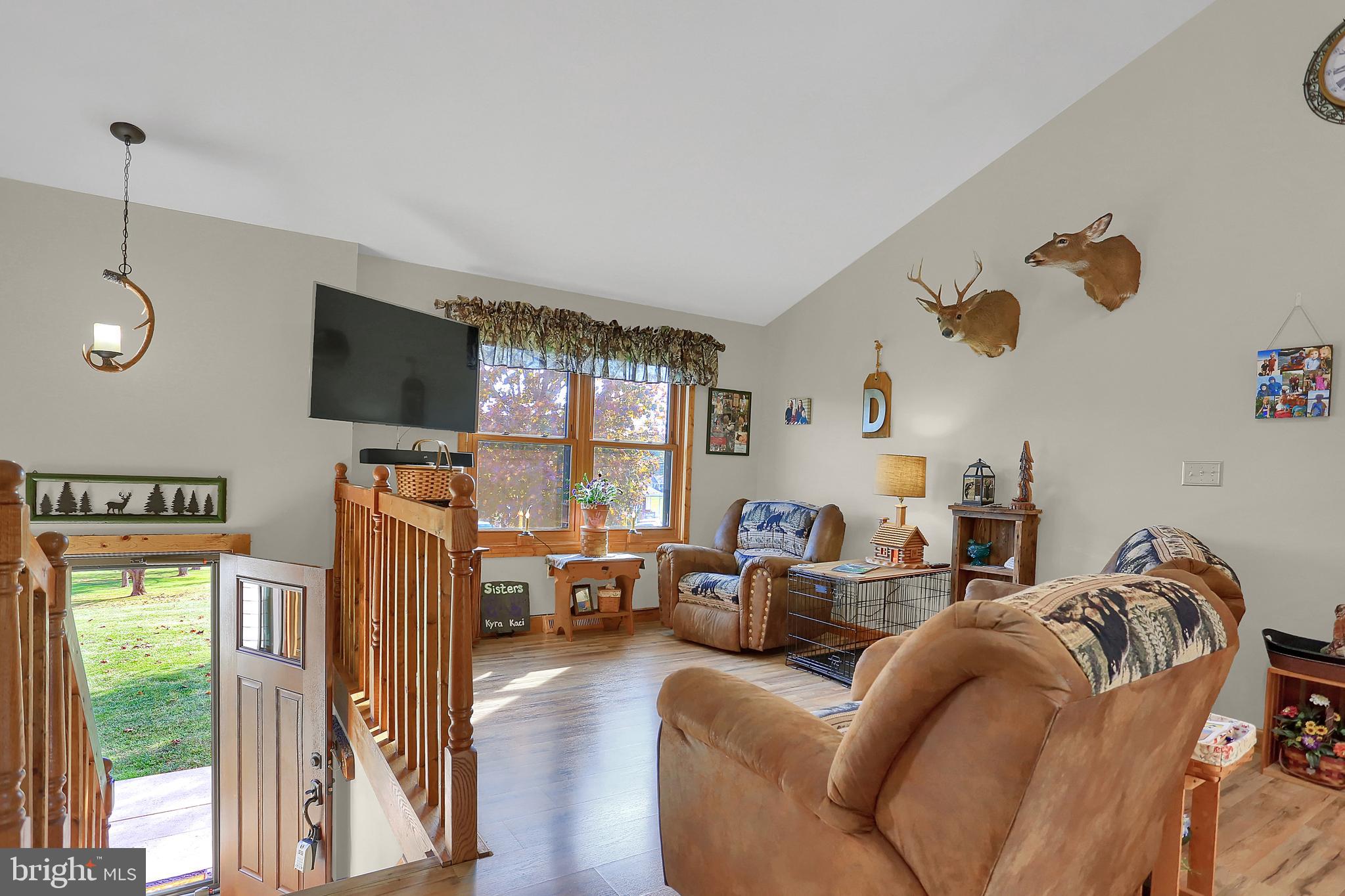 4427 Walters Hatchery Road Spring Grove, PA 17362 - Photo 6 of 41