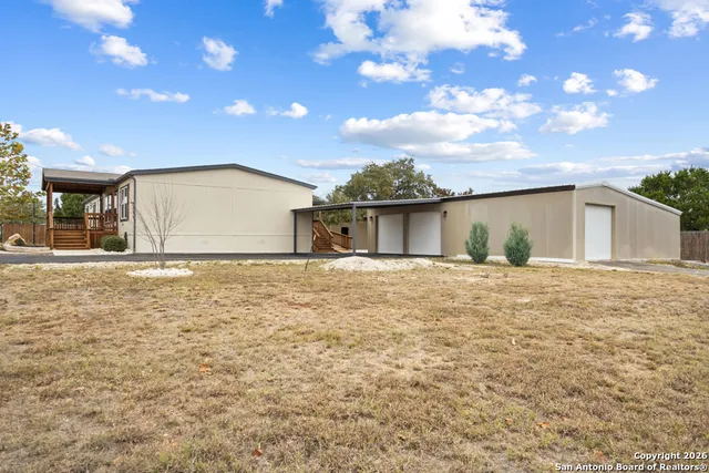 $440,000 | 161 Private Road 1514, Bandera, TX 78003