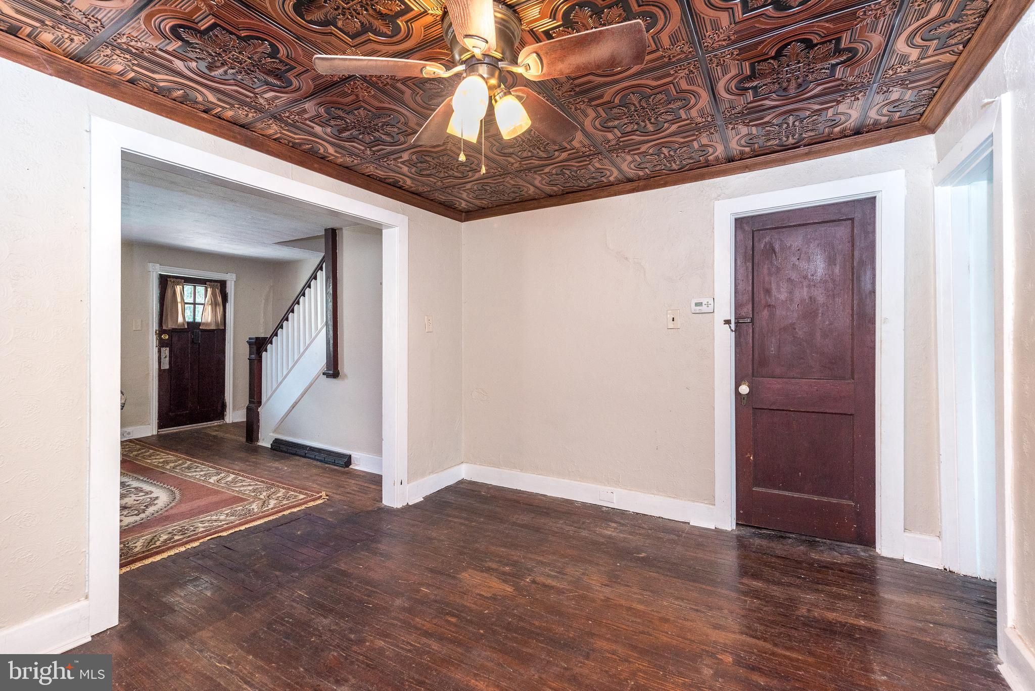 707 Wayside Way Riegelsville, PA 18077 - Photo 6 of 22 Dining room with tin like ceilings