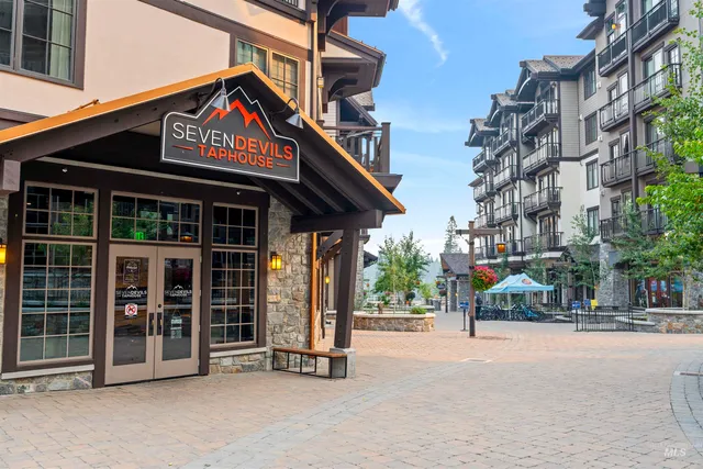 $1,995,000 | Tbd West Roseberry Road, Donnelly, ID 83615