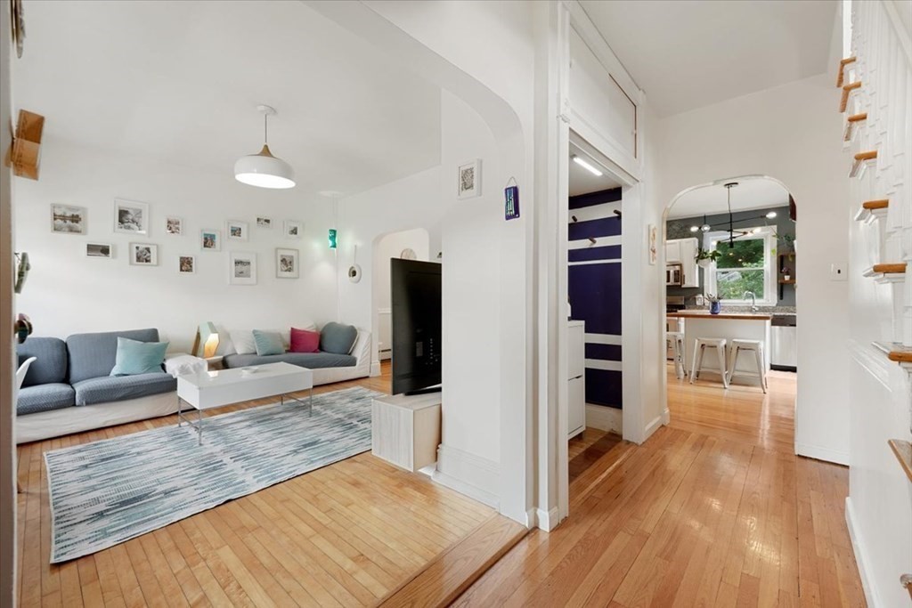 110 Glendower Road Boston, MA 02131 - Photo 3 of 41 Gallery Image 3