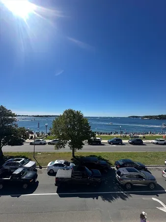 $2,850 | 63 Western Avenue, Unit 3, Gloucester, MA 01930