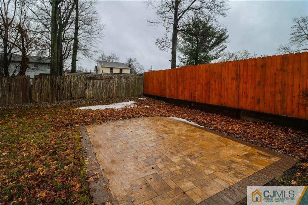 355 Chain O' Hills Road Colonia, NJ 07067 - Photo 23 of 25 a view of a backyard of the house