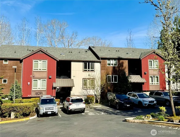 $380,000 | 15291 Northeast 82nd Street, Unit 302, Redmond, WA 98052
