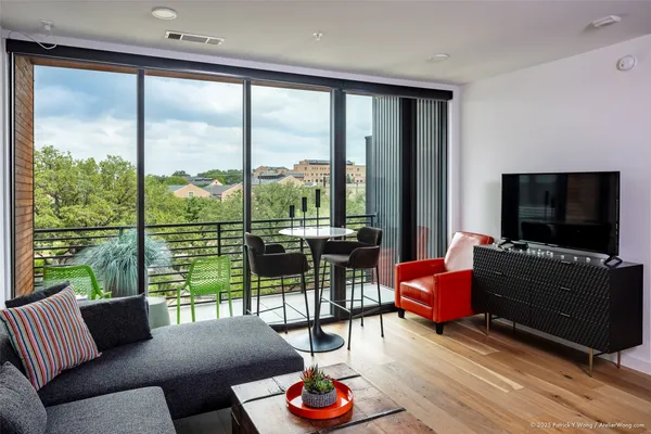 $475,000 | 900 South 1st Street, Unit 416, Austin, TX 78704
