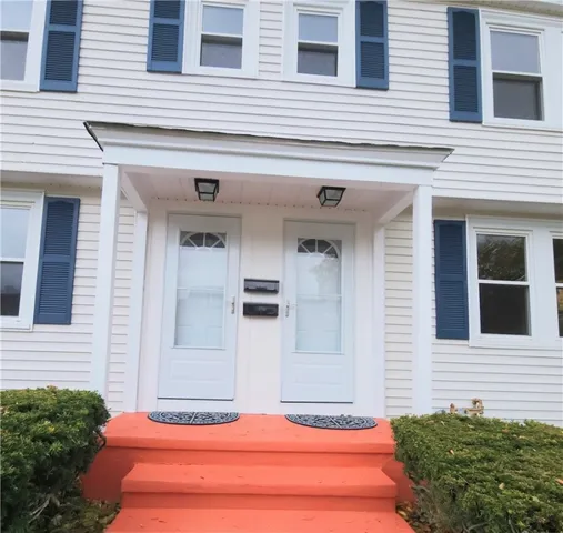 $920,000 | 1 Shangri-La Lane, Middletown, RI 02842