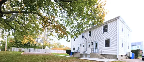 $895,000 | 1 Shangri-La Lane, Middletown, RI 02842
