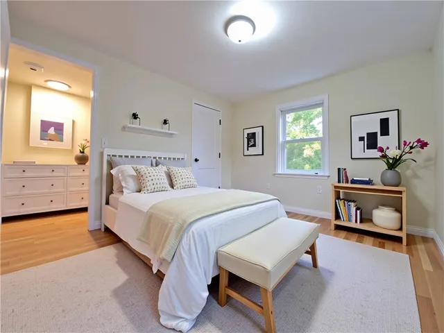 $920,000 | 1 Shangri-La Lane, Middletown, RI 02842