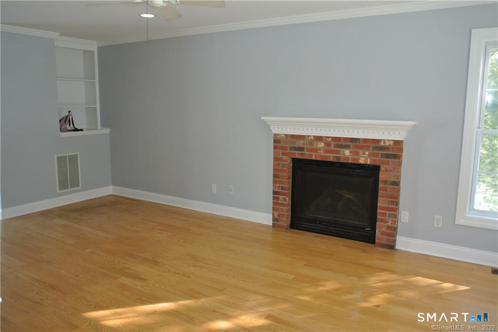 1260 Cutspring Road, Unit 1260 Stratford, CT 06614 - Photo 10 of 26