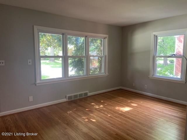 205 Merriman Road Louisville, KY 40207 - Photo 8 of 39 image0 (8)