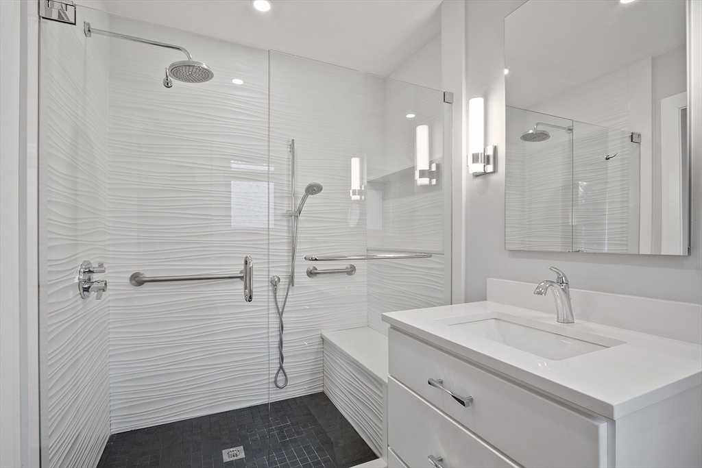 41 Webster Road Lexington, MA 02421 - Photo 14 of 32