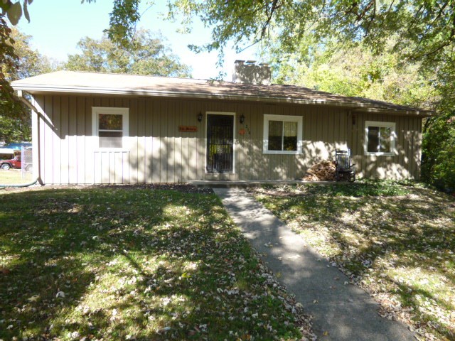 216 Christ Road Evansville, IN 47711 - Photo 1 of 16 Gallery Image 1