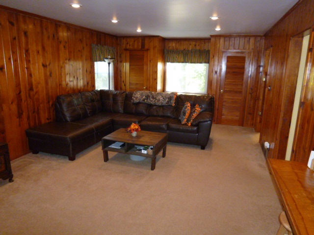 216 Christ Road Evansville, IN 47711 - Photo 6 of 16 Gallery Image 6