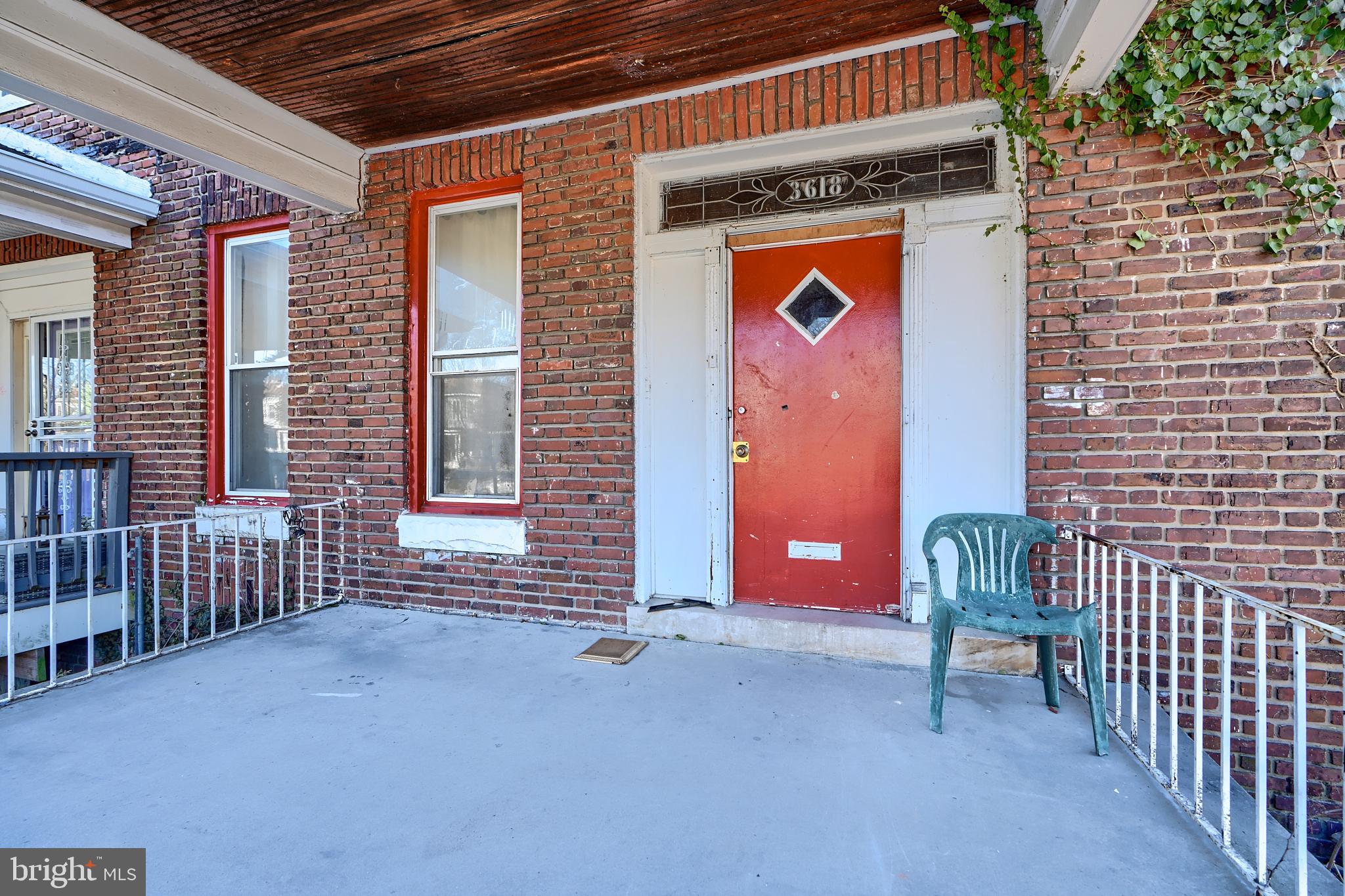 3618 Reisterstown Road Baltimore, MD 21215 - Photo 5 of 29 Covered Front porch