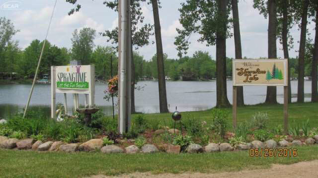 965 Tyrrell Road, Unit 106 Bancroft, MI 48414 - Photo 2 of 10 21178863-1.JPG
