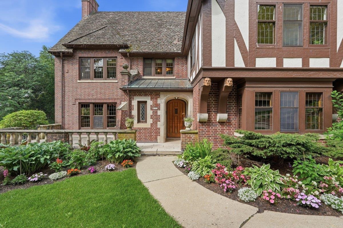1110 Edgewood Avenue Madison, WI 53711 - Photo 5 of 86