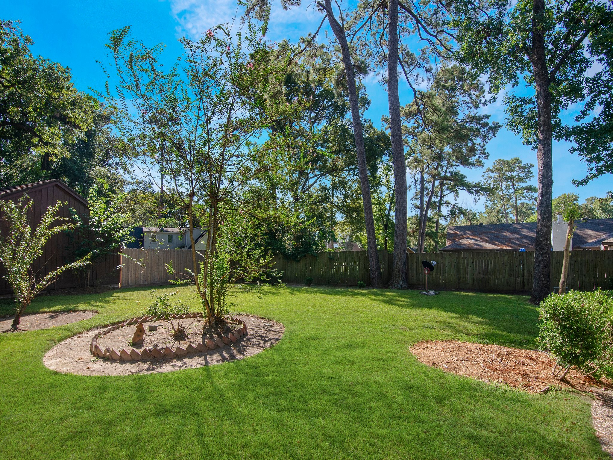 532 Raleigh Drive Conroe, TX 77302 - Photo 33 of 40 Mature trees offering beauty and shade.