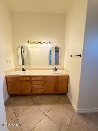$2,425 | 5466 Buffalo Creek Drive, El Paso, TX 79938