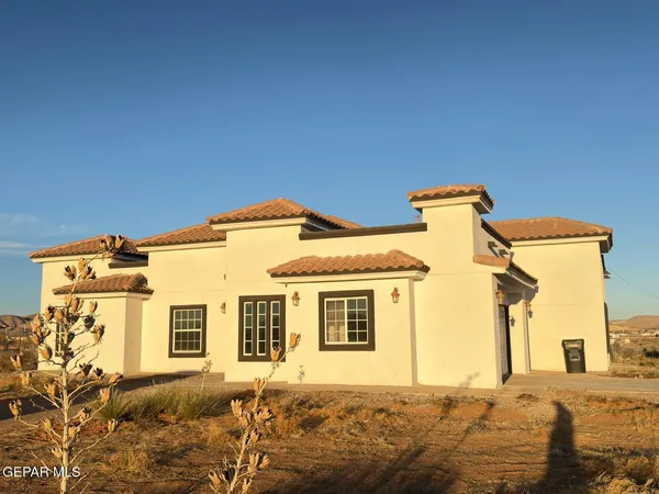 $2,425 | 5466 Buffalo Creek Drive, El Paso, TX 79938