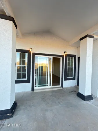 $2,425 | 5466 Buffalo Creek Drive, El Paso, TX 79938