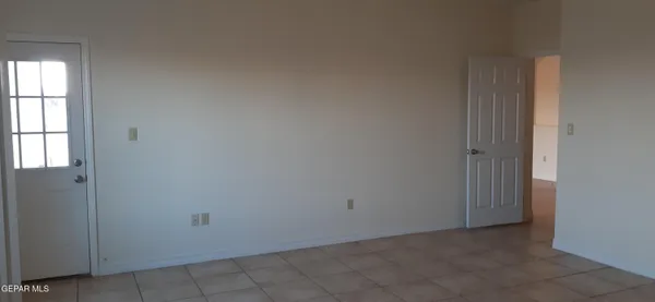 $2,425 | 5466 Buffalo Creek Drive, El Paso, TX 79938