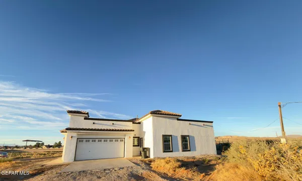 $2,425 | 5466 Buffalo Creek Drive, El Paso, TX 79938
