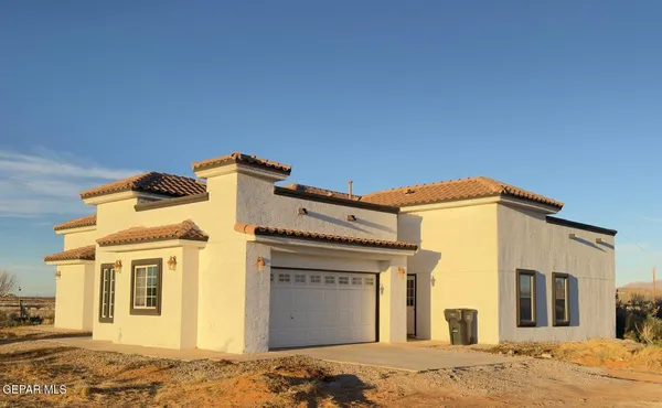 $2,425 | 5466 Buffalo Creek Drive, El Paso, TX 79938