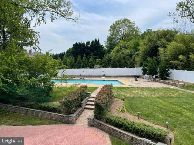 a view of an outdoor space and a yard