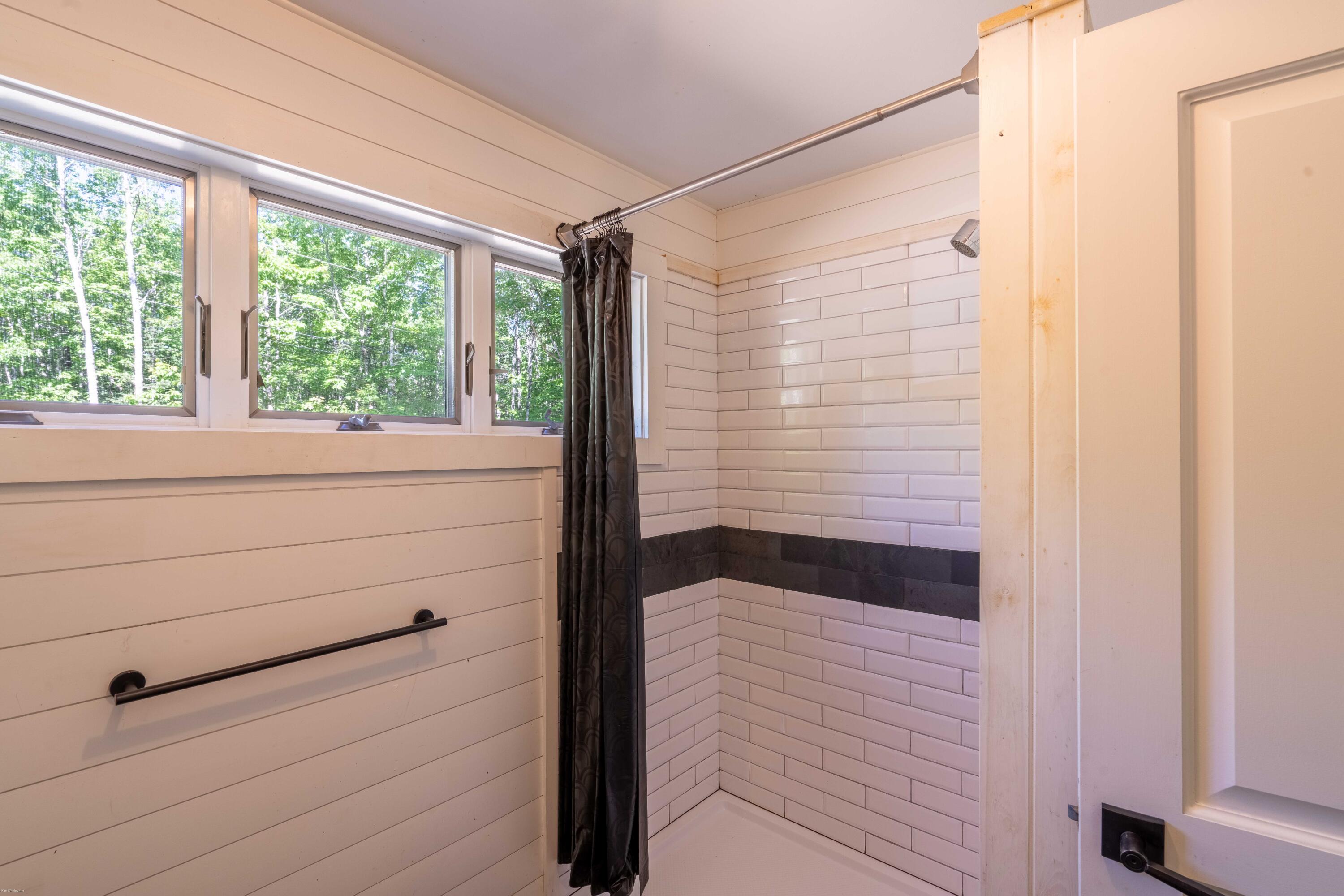 8 Cooper Rdg Road Belfast, ME 04915 - Photo 11 of 16 8 cooper ridge rd-12