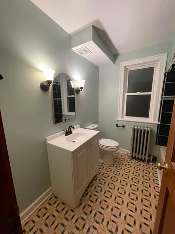 $1,595 | 5143 South Rockwell Street, Unit 1, Chicago, IL 60632