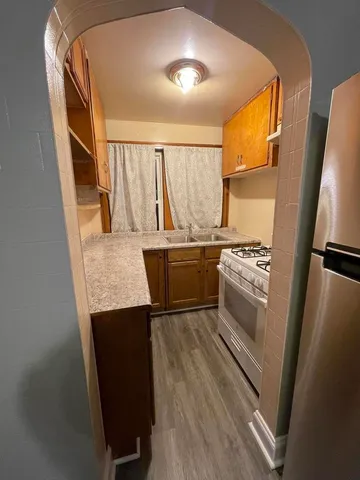 $1,595 | 5143 South Rockwell Street, Unit 1, Chicago, IL 60632