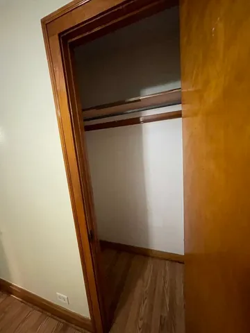 $1,595 | 5143 South Rockwell Street, Unit 1, Chicago, IL 60632