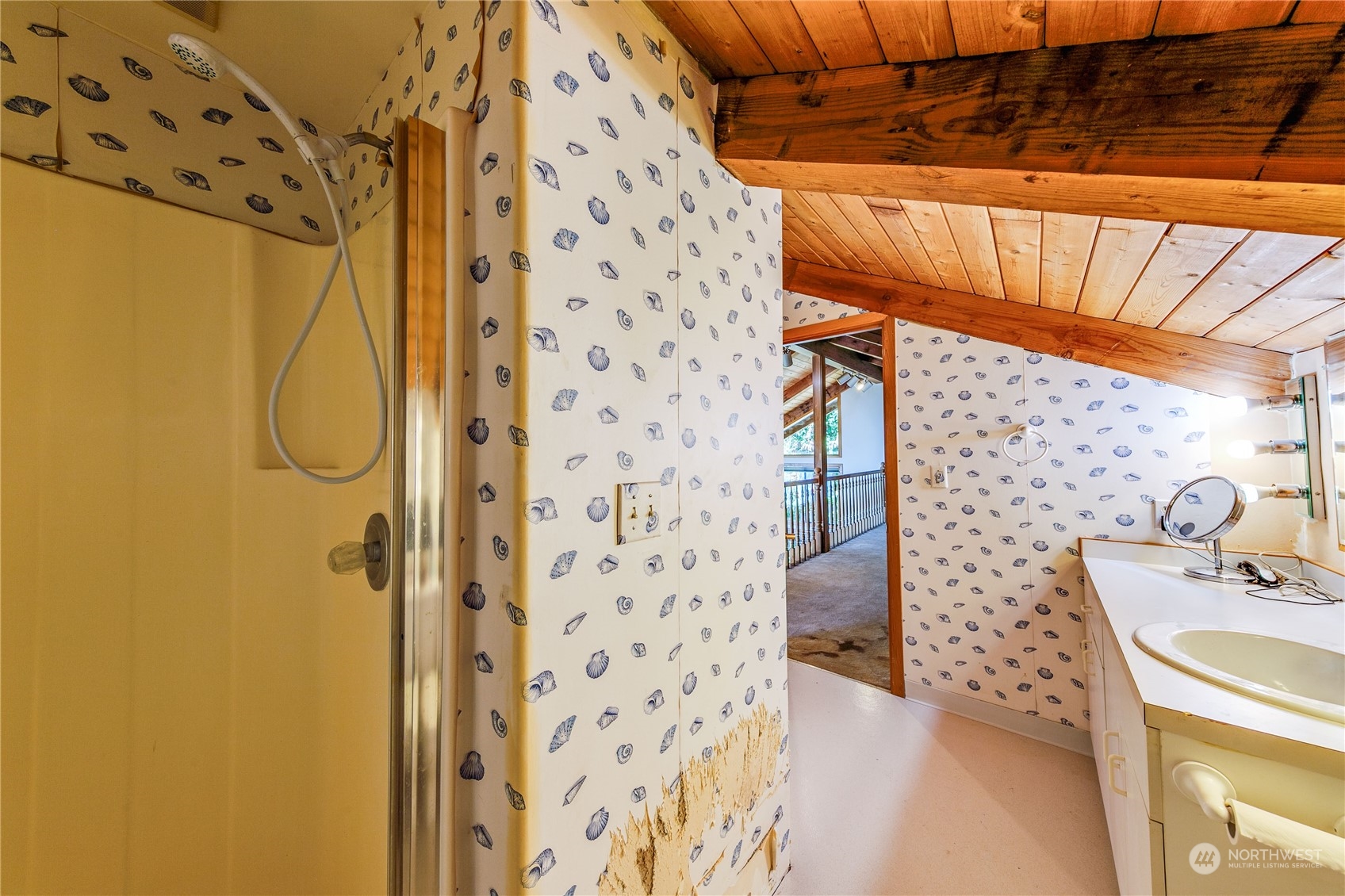 211 Madrona Road Nordland, WA 98358 - Photo 11 of 39 Gallery Image 11