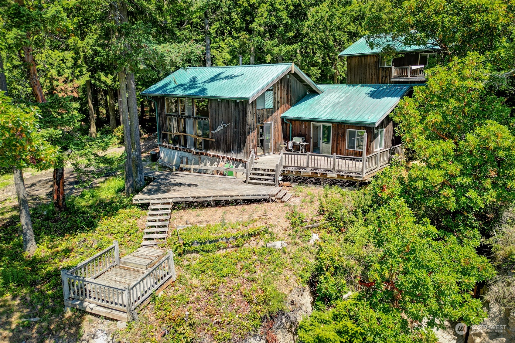 211 Madrona Road Nordland, WA 98358 - Photo 16 of 39 Gallery Image 16