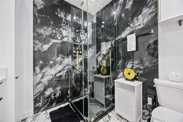$2,000 | 4208 Clay Street, Unit C, Houston, TX 77023