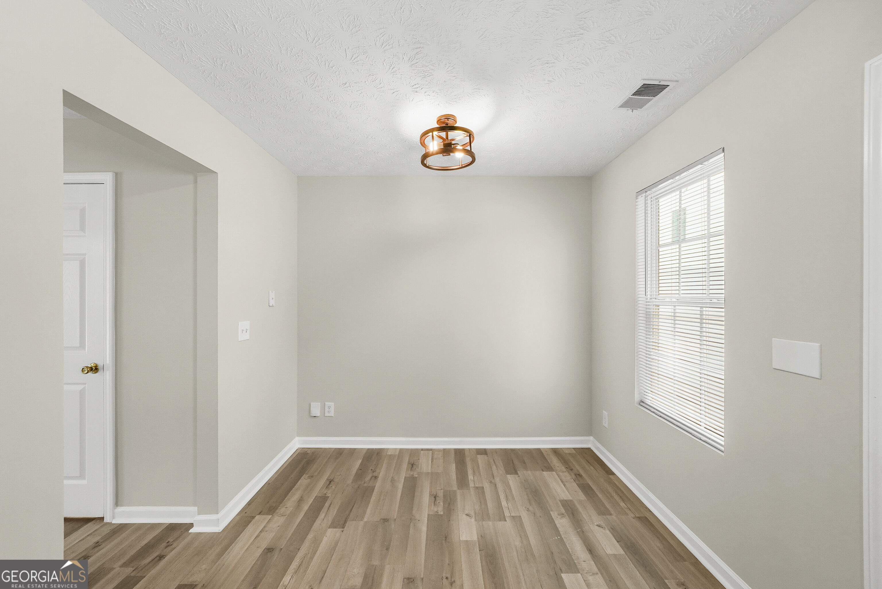 2805 Norfair Loop Lithonia, GA 30038 - Photo 12 of 27 Space for a Full Table