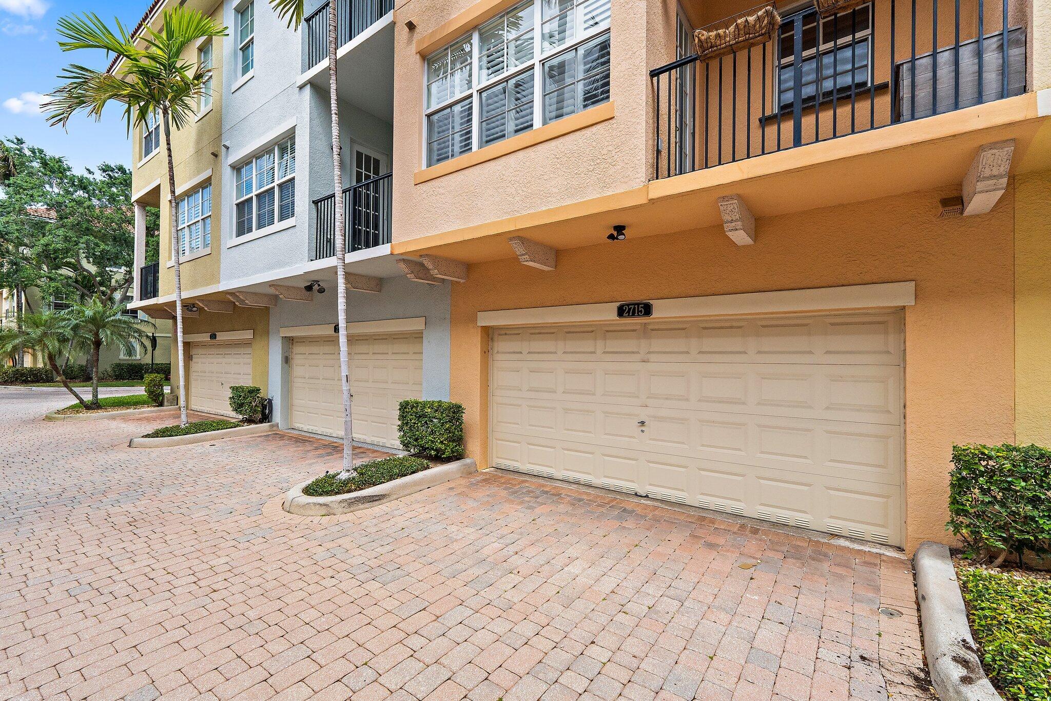2715 Ravella Way Palm Beach Gardens, FL 33410 - Photo 37 of 51 026-2715RavellaWay-PalmBeachGardens-SMAL
