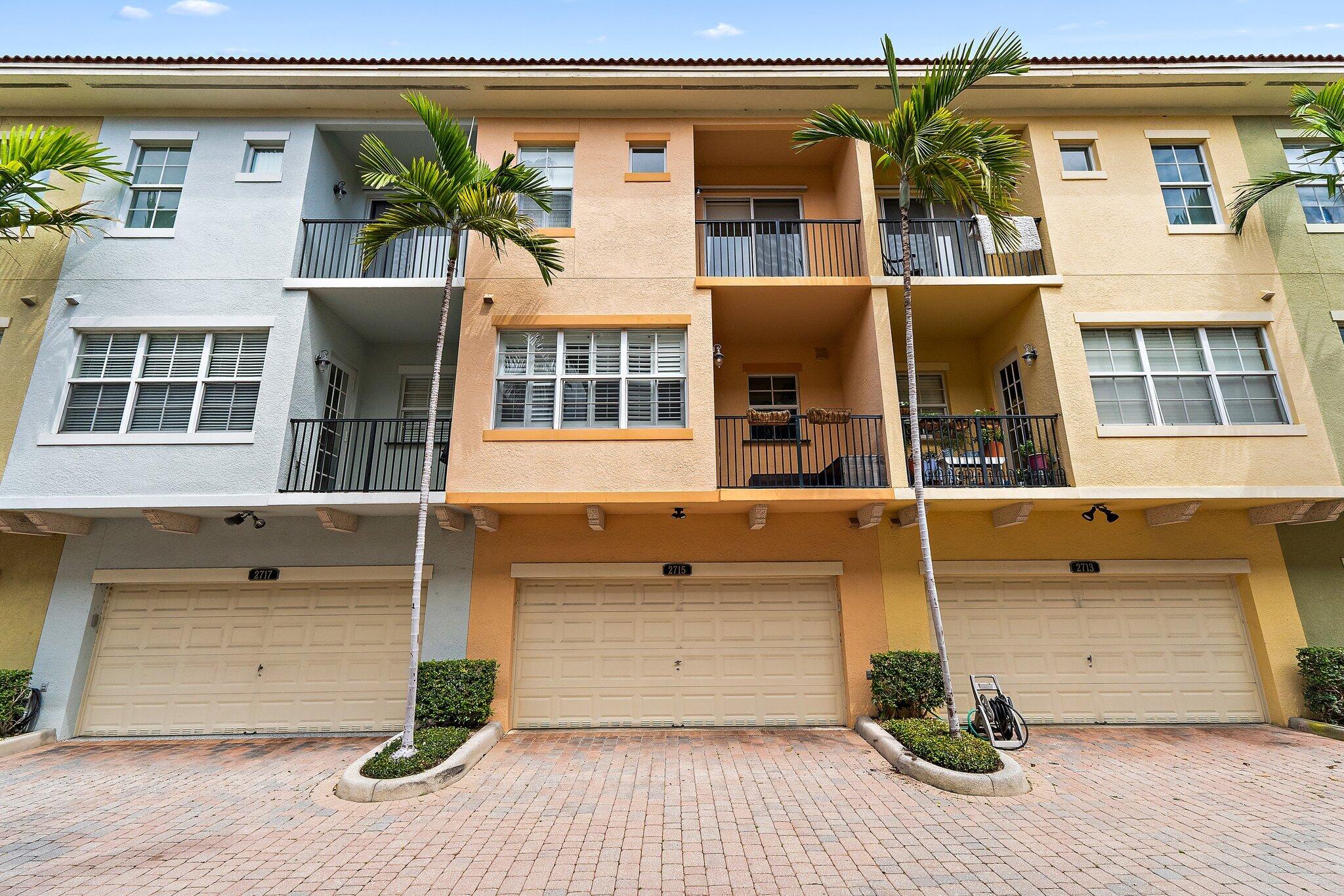 2715 Ravella Way Palm Beach Gardens, FL 33410 - Photo 38 of 51 025-2715RavellaWay-PalmBeachGardens-SMAL