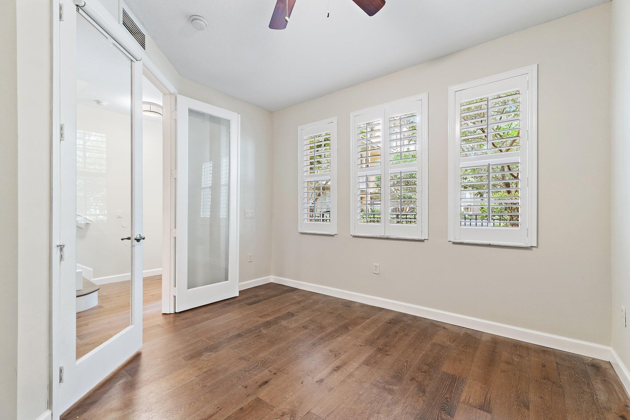 2715 Ravella Way Palm Beach Gardens, FL 33410 - Photo 10 of 51 040-2715RavellaWay-PalmBeachGardens-SMAL