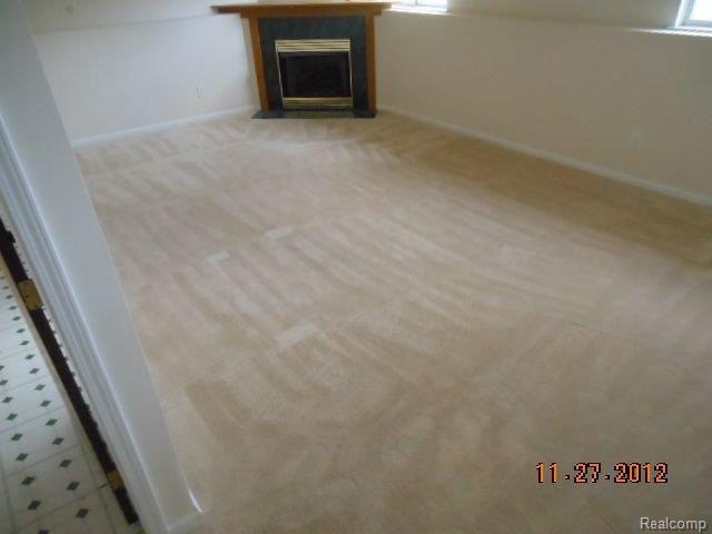 6616 Walters Road Clarkston, MI 48346 - Photo 2 of 11 FAMILY RM.jpg