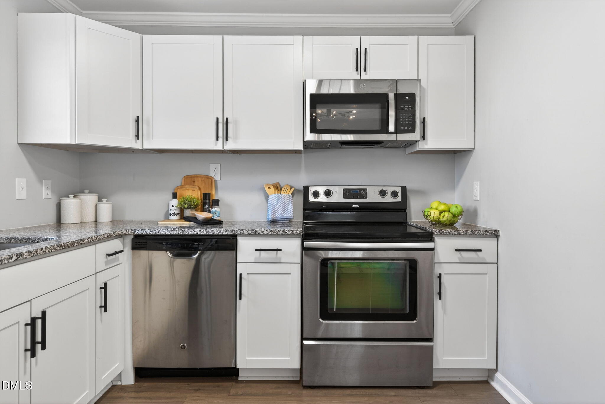 3606 Meriwether Drive Durham, NC 27704 - Photo 7 of 19 17-web-or-mls-3606 Meriwether-12