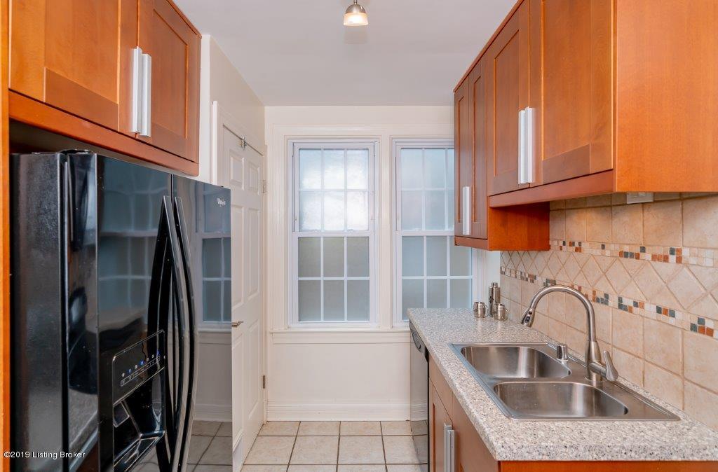 2443 Sherry Road Louisville, KY 40217 - Photo 17 of 33 2443 Sherry Rd L-31
